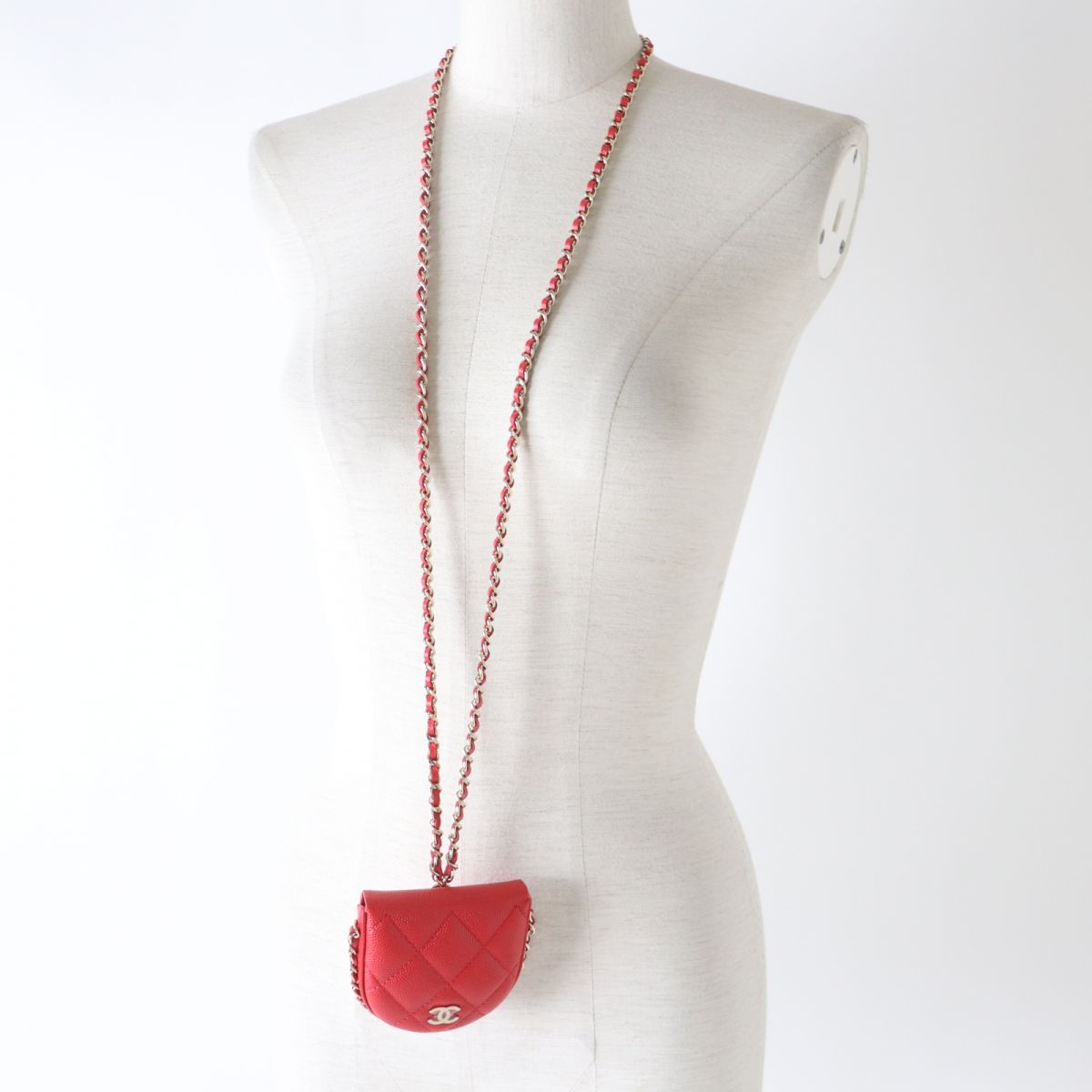 CHANEL Coin case Caviar skin Red