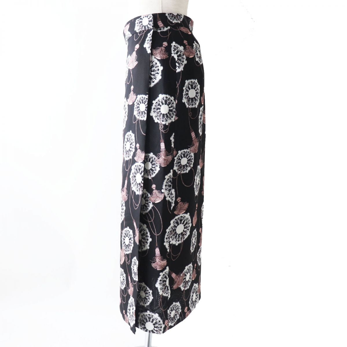 HERMES skirt Main: 100% silk Black x White x Dusty Pink All-over Pattern Women 36