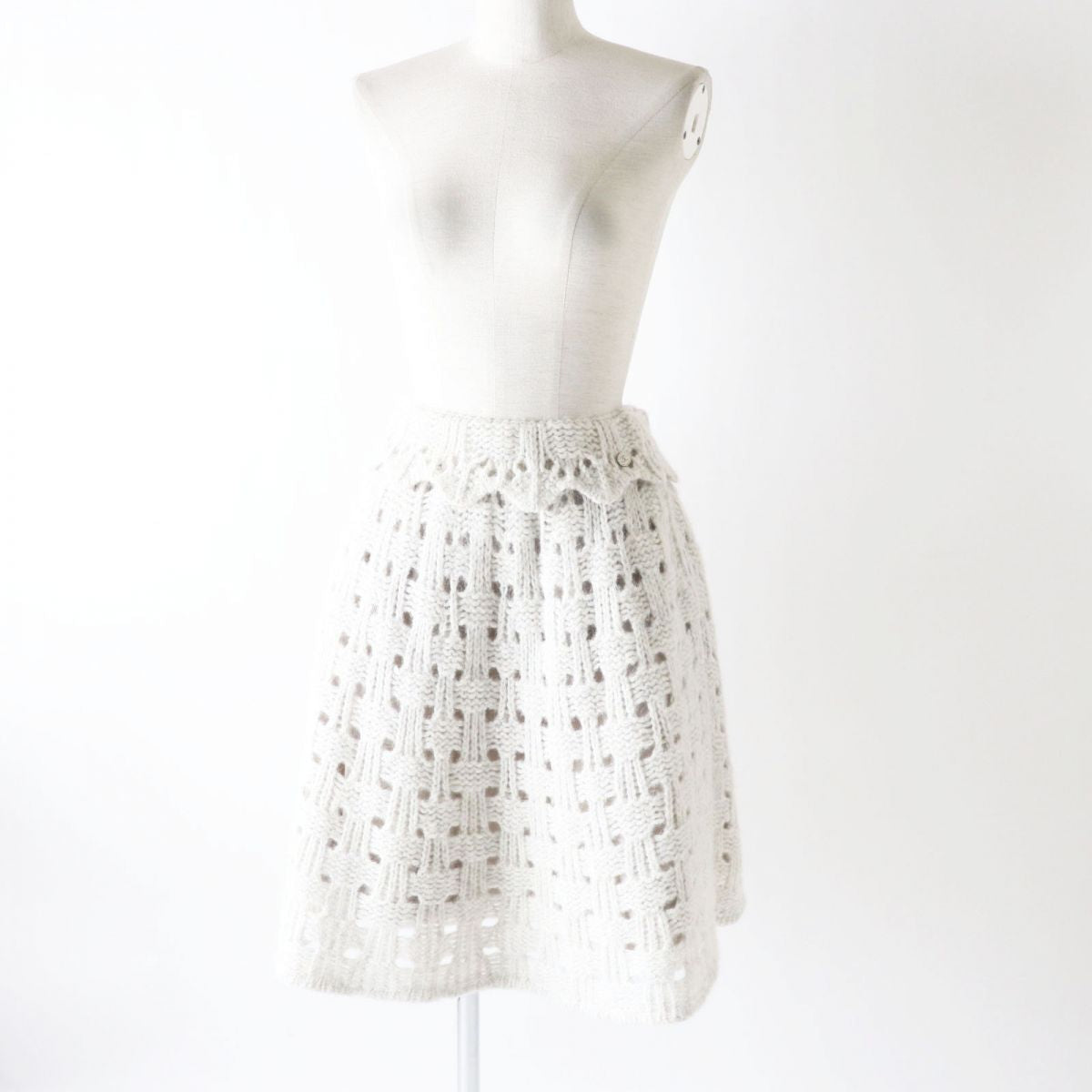 CHANEL skirt Outer: 50% alpaca, Outer: 47% polyamide, Outer: 3% wool, Lining: 74% cotton, Lining: 18% polyamide Light gray Women 34