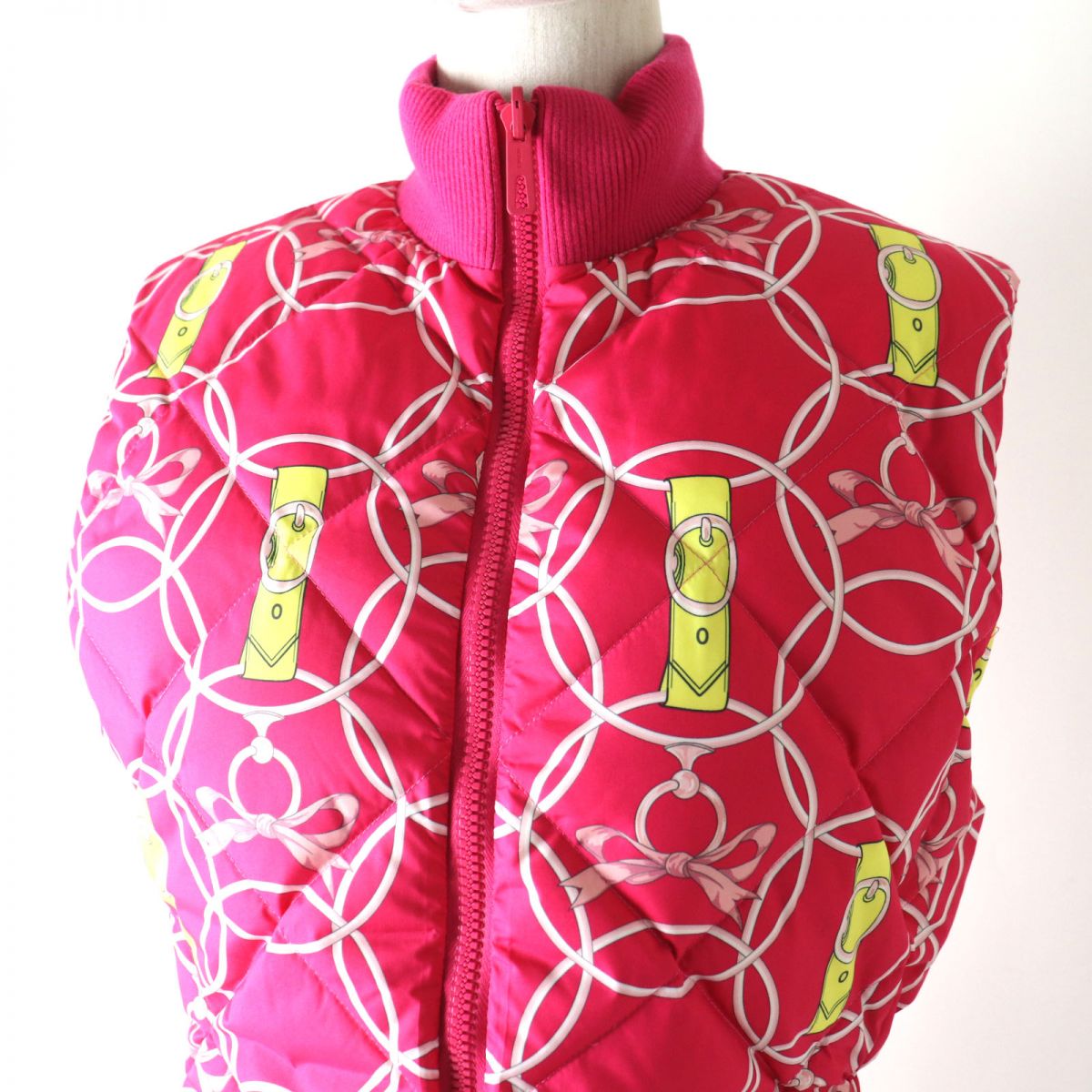 HERMES Vest Main: 100% polyester, part: 82% virgin wool, part: 14% polyamide (nylon), part: 4% elastane (polyurethane), part: 57% rayon, 43% polyester Fusha pink<br>La Promenade du Matin/Morning Walk Women 36