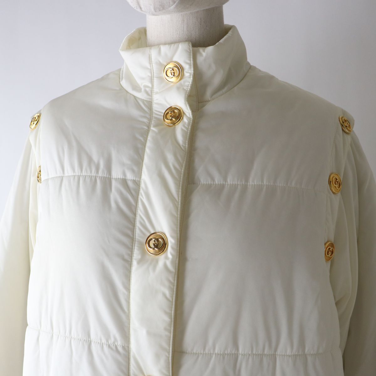 GUCCI coat Outer: 100% nylon, Fur: 100% acrylic, Lining: 68% rayon, Lining: 32% silk, Lining: 100% polyester white Women 38