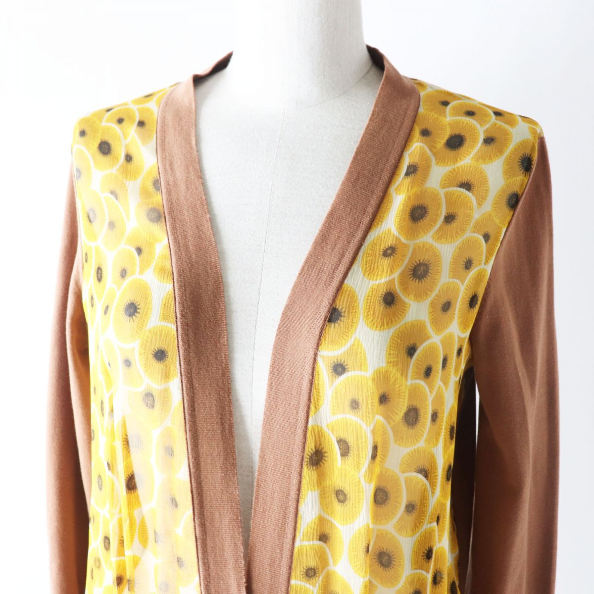 HERMES cardigan Part: 100% silk, Part: 100% cotton Brown x Yellow type (Sunflower Pattern) Women 38