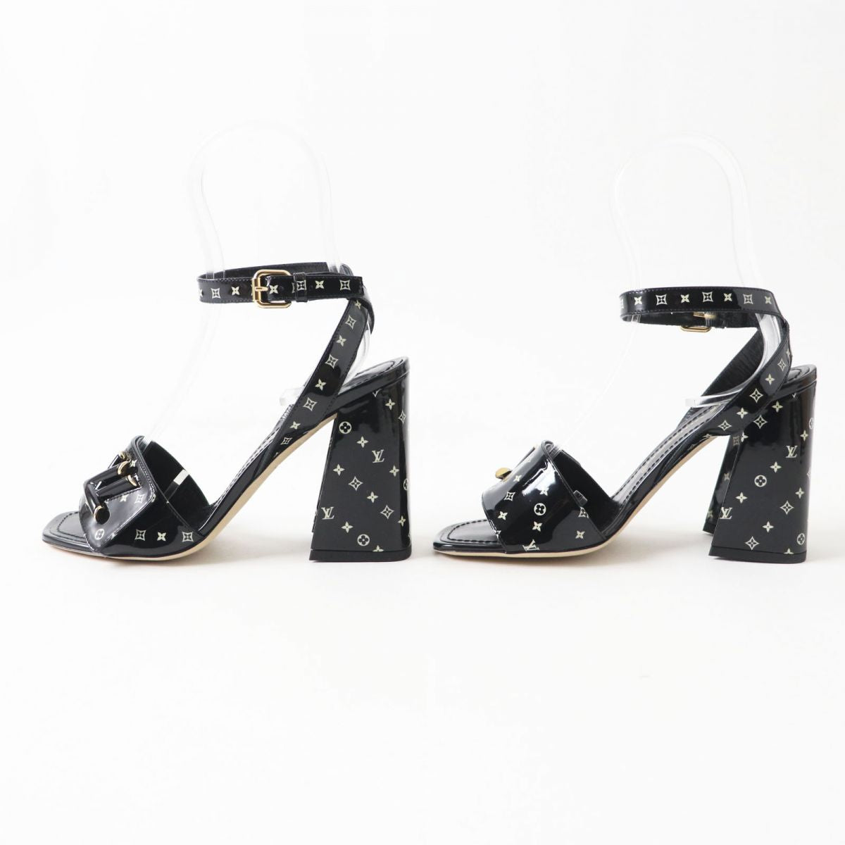 LOUIS VUITTON Sandals Main: Patent leather Black x Light Beige (Monogram Pattern) Women 36.5