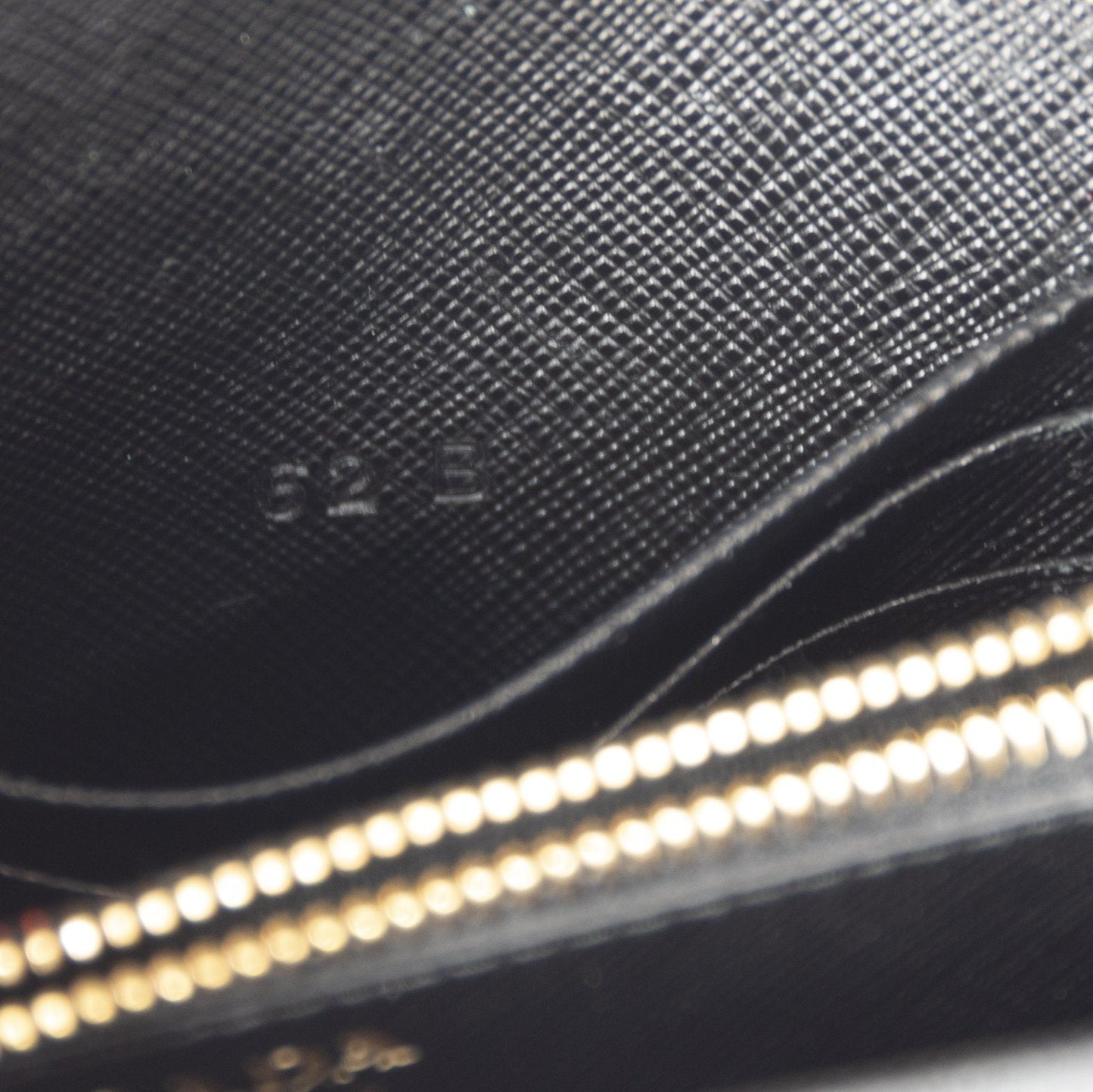 Prada Saffiano Lux Wallet on Chain